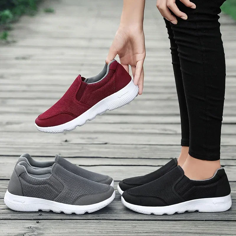 

Spring New Breathable Soft-soled Casual Middle-aged and Elderly Walking Shoes Mesh Casual Sports Women's Shoes