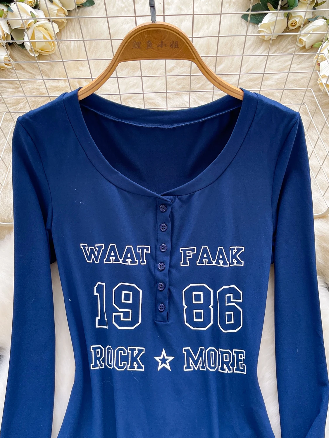 Foamlina 2025 automne nouveau américain rétro à manches longues T-Shirt femmes mode col rond boutons lettres imprimer mince pulls haut t-shirts