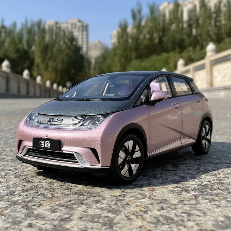 

1:18 BYD Dolphin Alloy Car Model Diecasts Metal Mini Car Vehicles Model High Simulation Collection Childrens Toy Gift Decoration