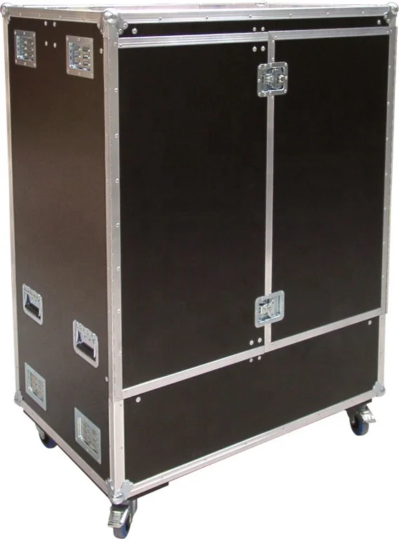 Op maat gemaakte kledingkast met dubbele deur en flightcase