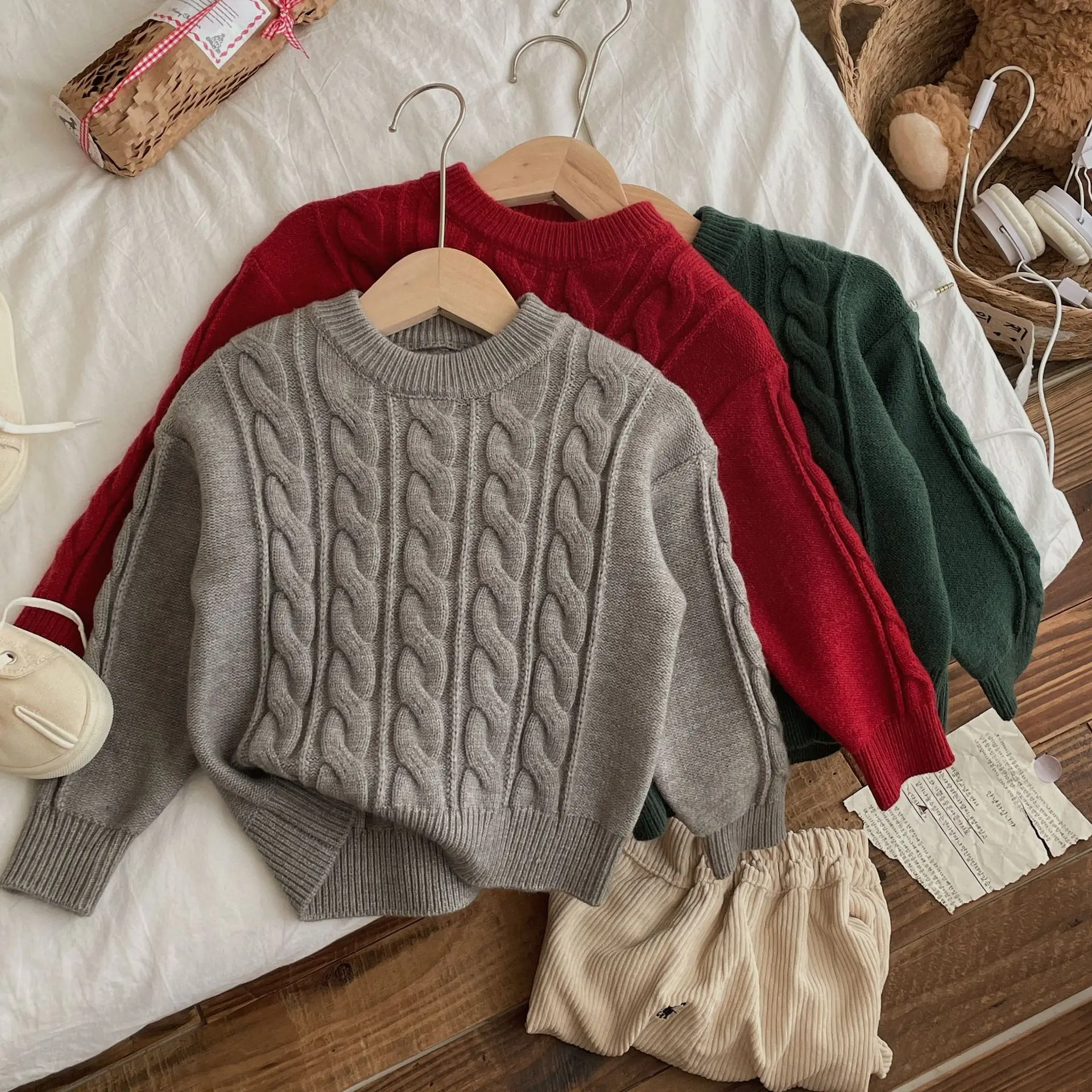 

Autumn Winter Children Boy Sweater Cotton Solid Thicken Warm Baby Boys Pullovers Retro Loose Round Collar 1-8Y Kids Boy Knitwear