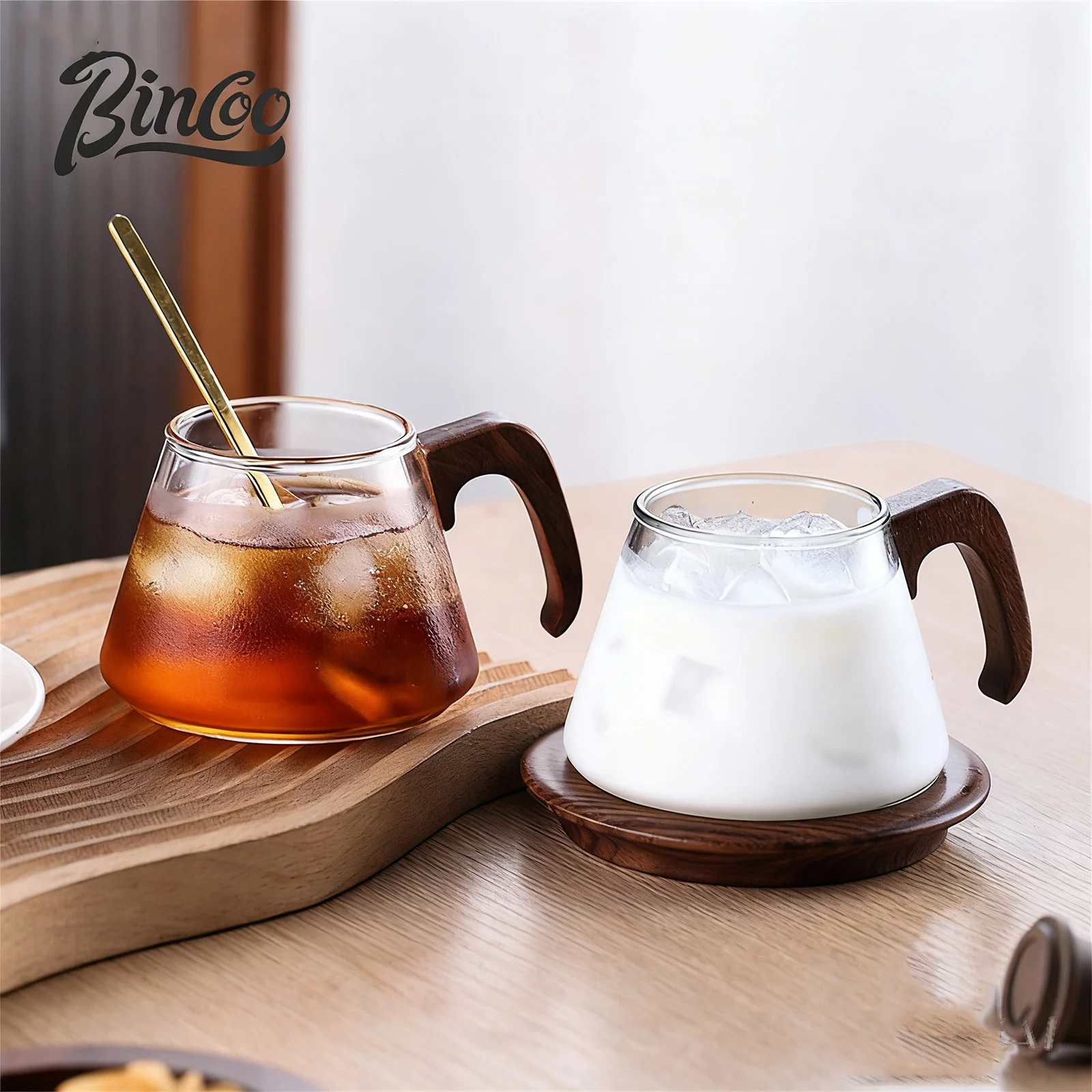 

Bincoo 250ml Heat Resistant Glass Coffee Cup with Walnut Wooden Handle – Durable Barista Latte Cup Kitchen Espresso Cup