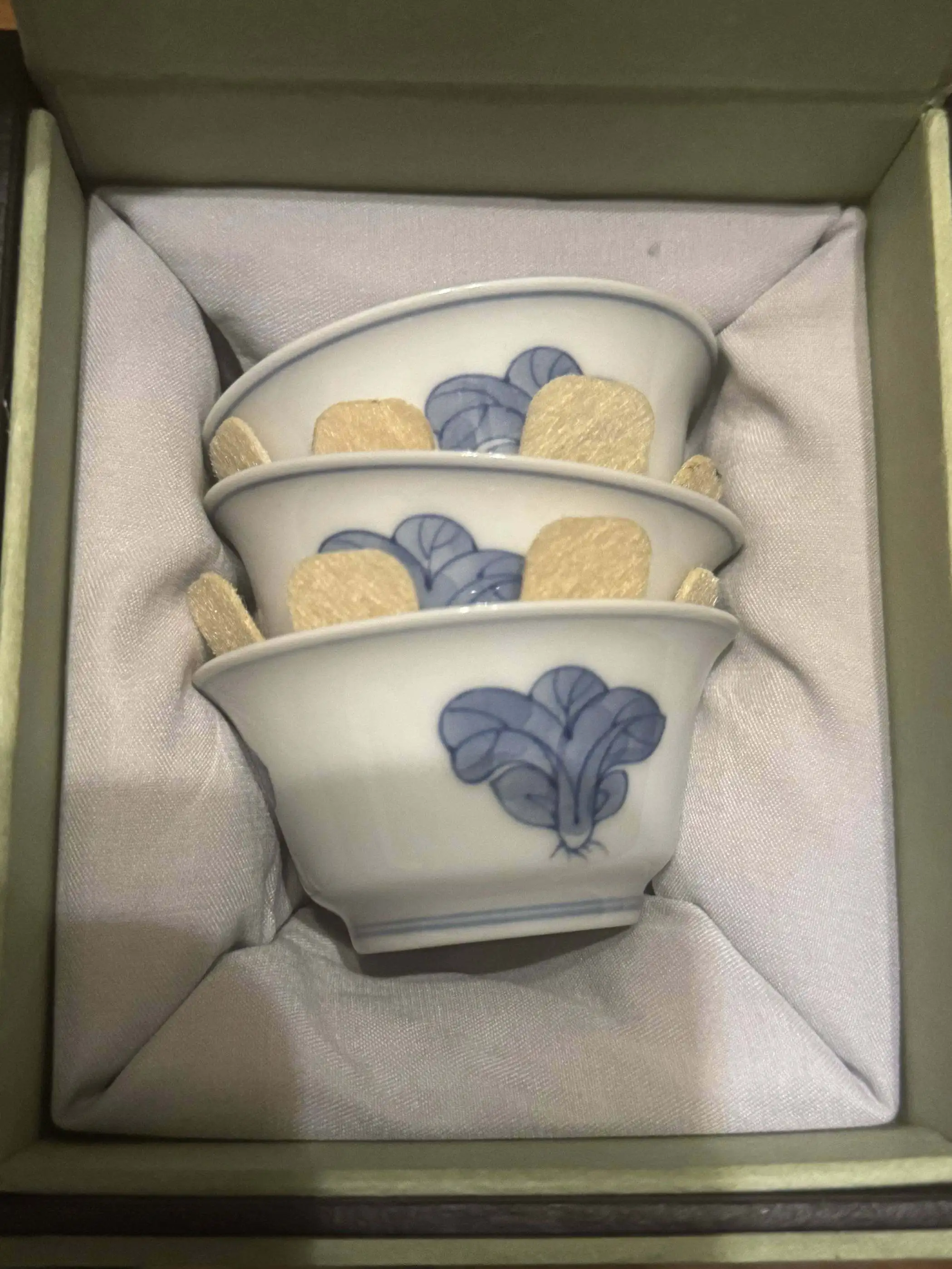 

Hand-Painted Blue And White Cabbage Tea Cups Set of 5 Guest Cups Chinese Sle Porcelain Tea Set from Jingdezhen Countryside ...