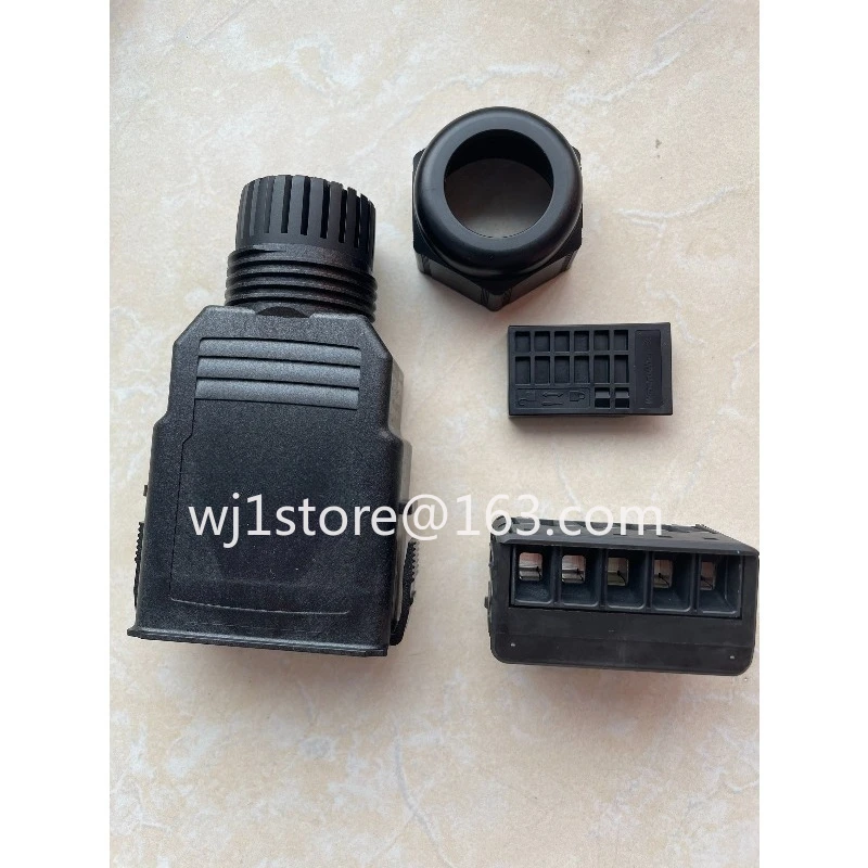 Suitable for Huawei inverter AC terminal inverter power plug connector sun2000-20KTL-M2