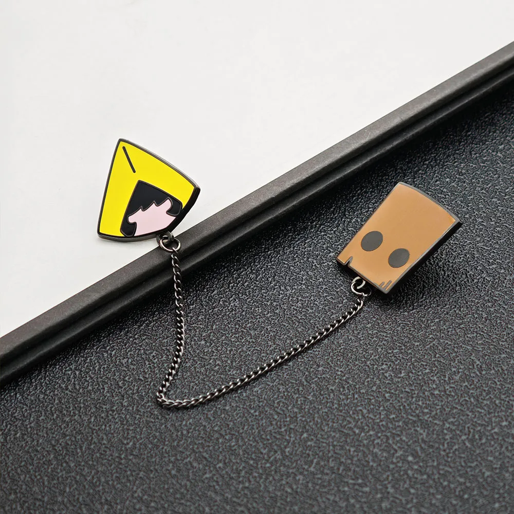 Mono and Six Enamel Pin Chain Brooch Game Paper Bag Yellow Raincoat Metal Badge Linked Lapel Pin Fans Collectible Jewelry Gift