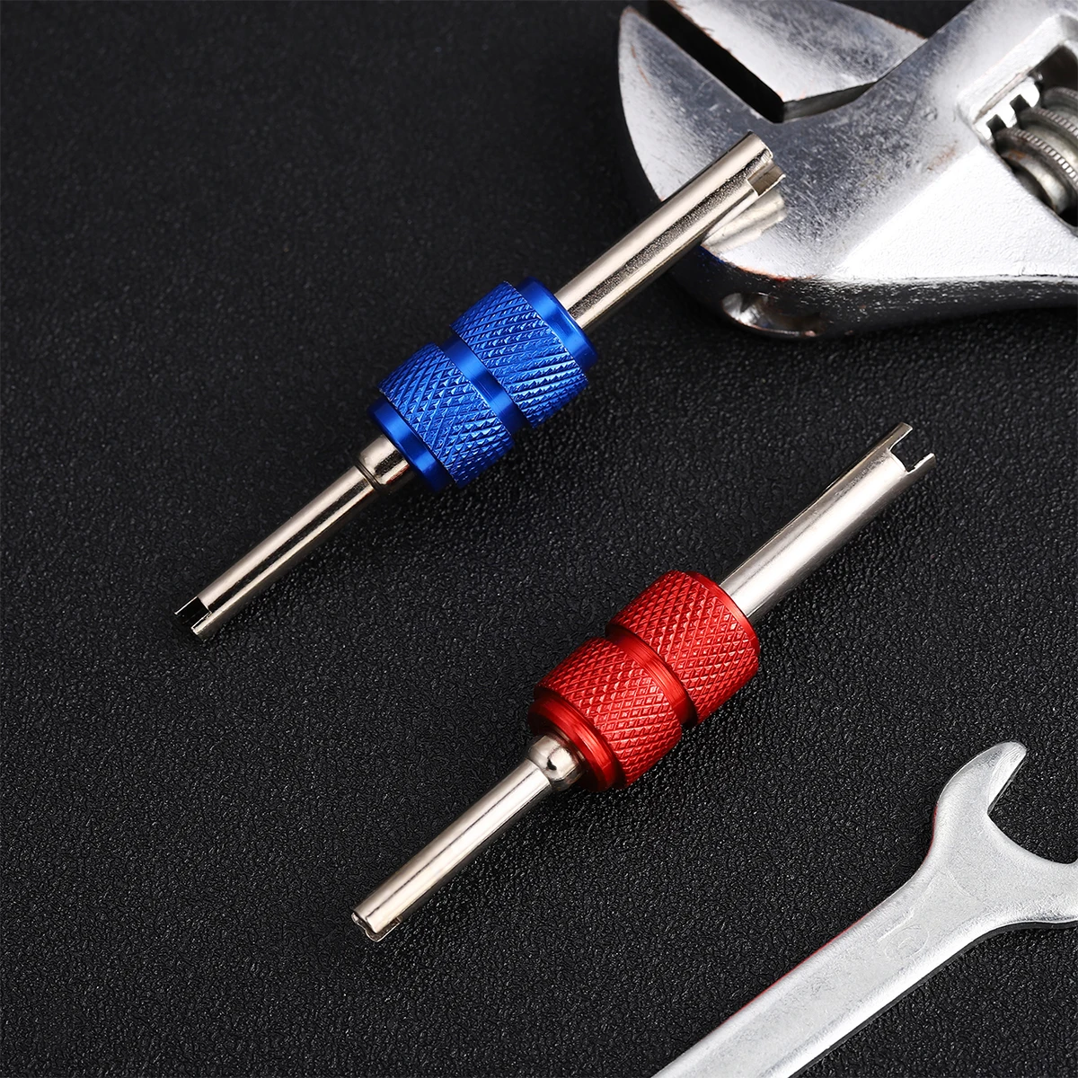 

2 pcs Valve Core Screwdriver Stem Remover Tool for Car Truck Bike Tire Repair Dual Heads Design Easy to Use Aluminum Compact