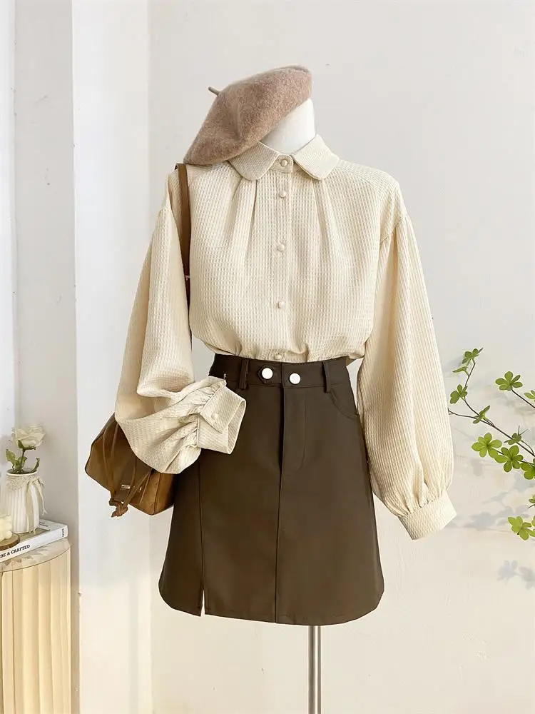 Waffle Lantern Sleeve Shirt for Women with a Niche Design Loose French Retro Chic Doll Collar Long Sleeved Top