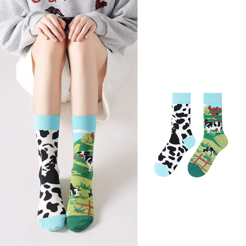 1 pair Healing Capybara Cartoon Mid-Calf Cute Animal Print Trendy Socks Fresh Color-Block Versatile Socks
