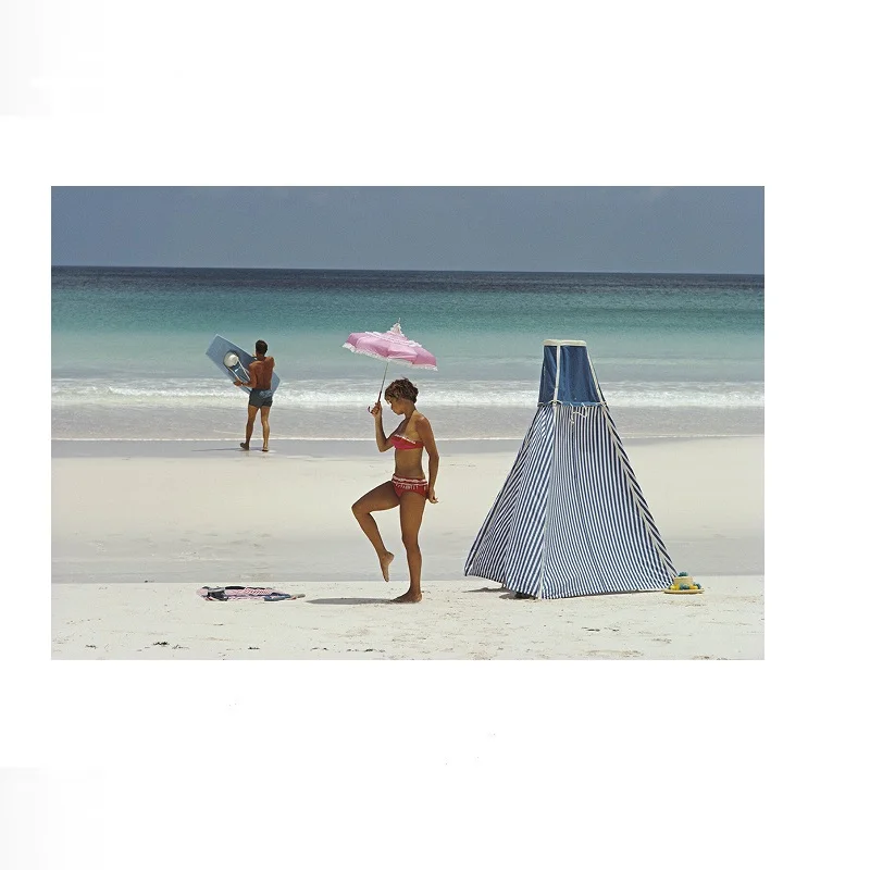Slim Aarons 'Harbour Island, Bahamas', Print Art Canvas Poster, Living Room, Home Wall Decor Picture