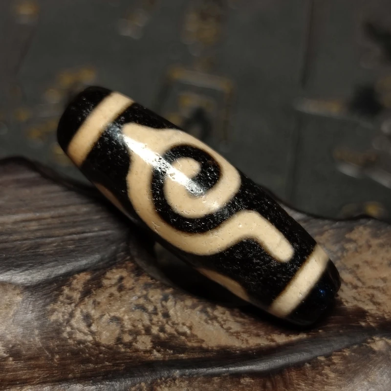 Tibetan White/Black Magic Snail 4 Eyes Totem Ancient Weathered Oily Old Agate DZI Beads For Men&Women Jewelry DIY Free Shipping