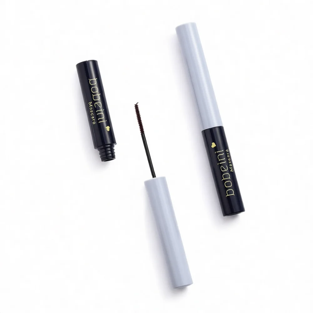 Beauty Makeup Look - Mascara allongeant et recourbant, applicateur fin,