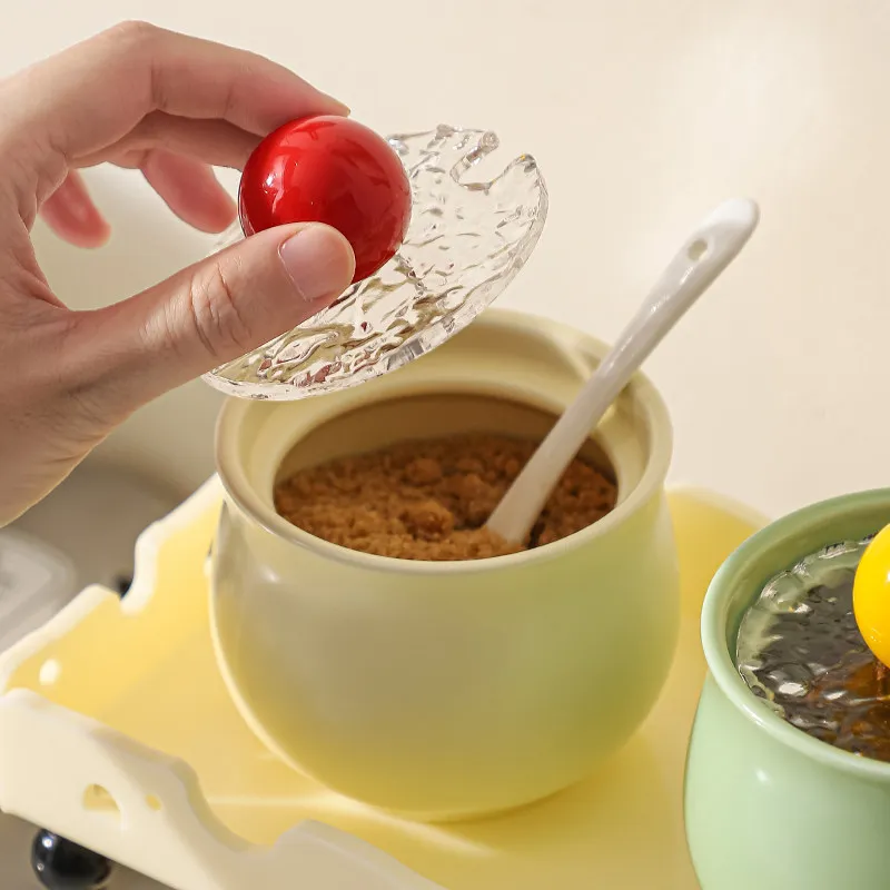 200ml Green Ceramic Seasoning Pot with Spoon Lid Sugar Salt Spice Storage Jar Home Kitchen Cream Style Condiment Container