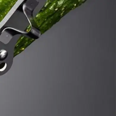 Comfortable Grip Peeler Stainless Steel Peeler with Dual Blades Multi-function Kitchen Tool for Slicing Shredding Ergonomic