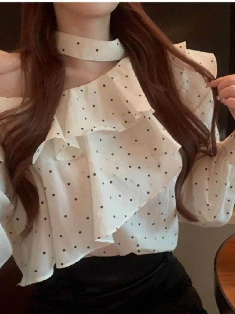 Rüschen Polka Dot Schräge Schulter Chiffon Langarm Bluse Frauen Sommer Sonnenschutz Lose Abnehmen Neckholder Top