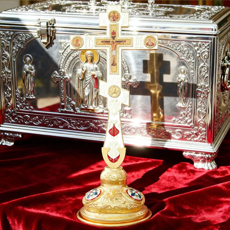 Neues Orthodoxes Kruzifix, vergoldetes Standkreuz mit religiösen Porträts, christliche Altardekoration für Zuhause, orthodoxes Geschenk – Detail 5