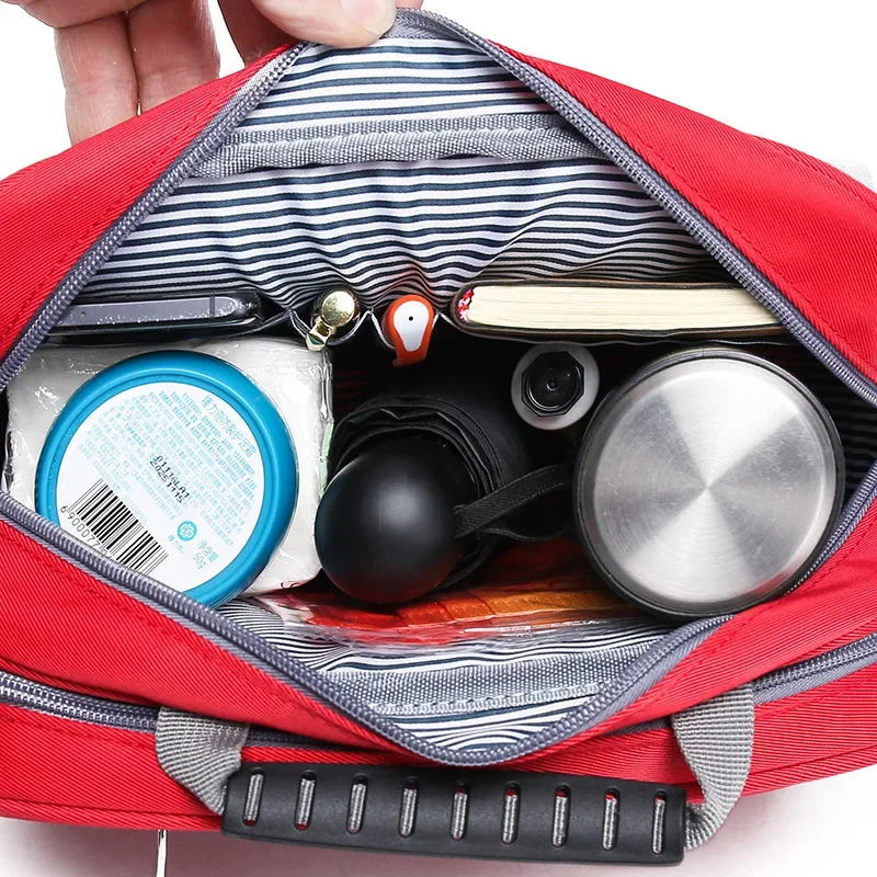 Family Outdoor Medical First Aid Bag Portable Small-scale Refrigerated Emergency Kit Waterproof Wear-resistant Sport Travel Bag