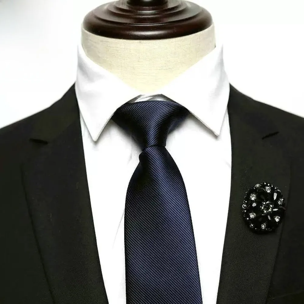 Mode couleur unie noir cravate florale Jacquard hommes cravate rayures douces rétro cravate chemise