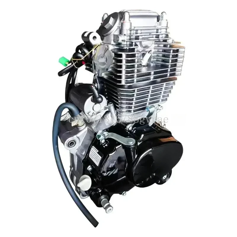 Bajaj Zongshen CB300 SOHC Air Cooling 4 Stroke Engine With 6 Gearshift Suitable For 300Cc Motorcycle