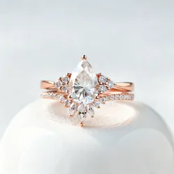 CxsJeremy 1.5ct Pear Cut 6*9mm Moissanite Engagement Ring Set 14K Rose Gold Cluster Stacking Curved Wedding Band Gift for Women