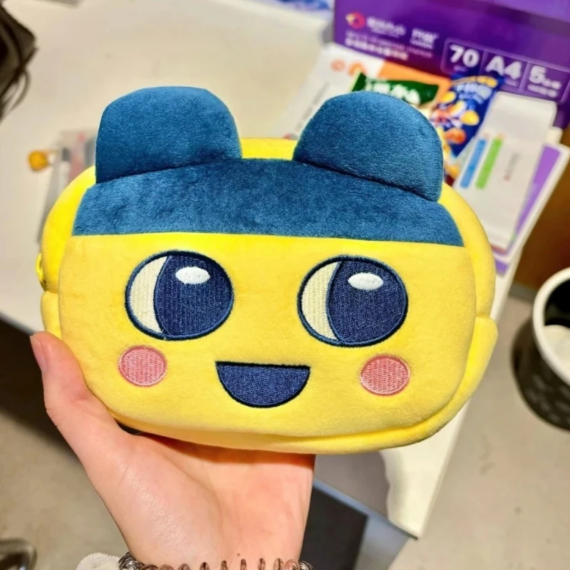 

Сумка-органайзер Tamagotchi Kawaii Kuchipatchi Mametchi: Вместительная сумка для хранения косметики и канцелярии, подарок для фанатов аниме и мультфильмов