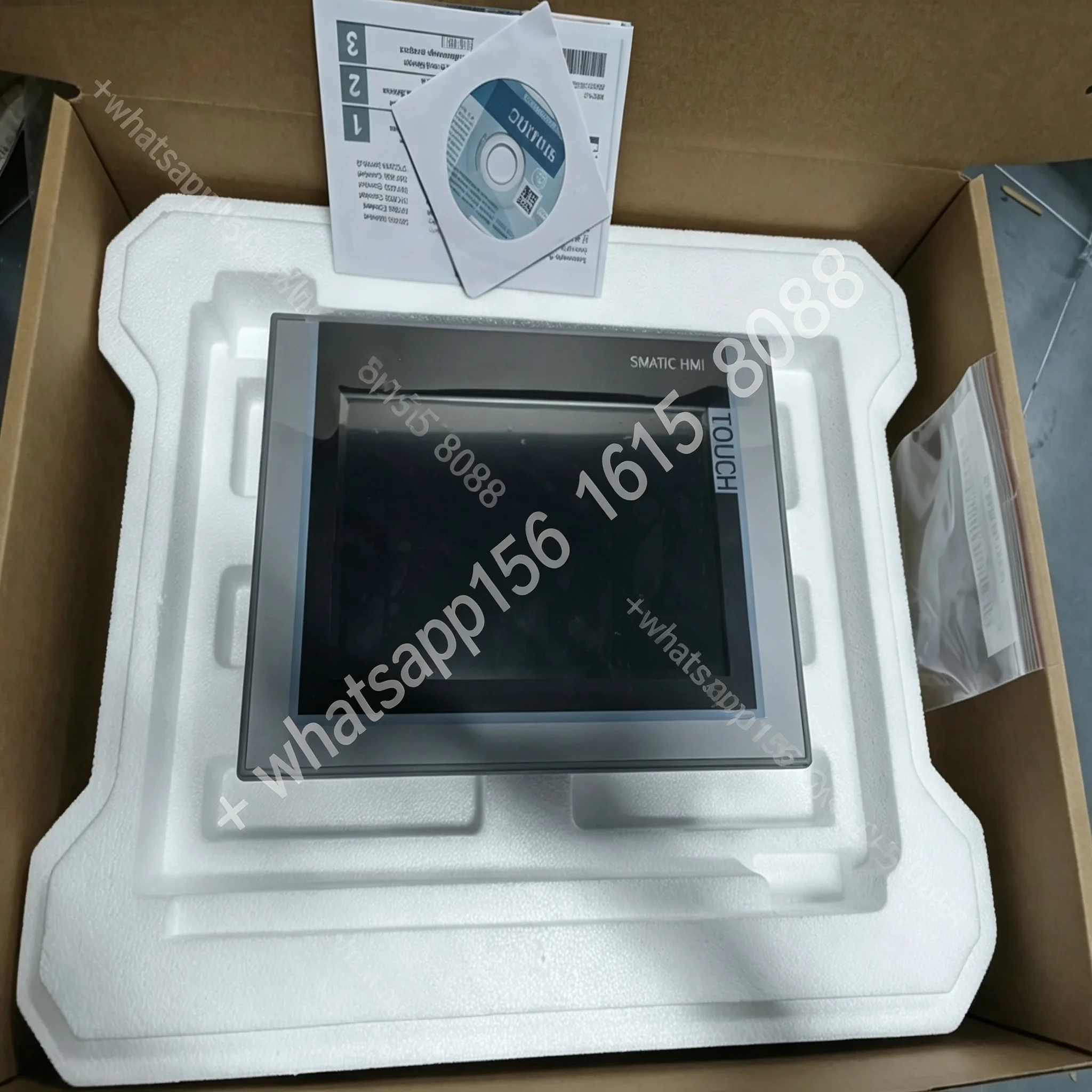 Brand new HMI TP900 Comfort panel compatible with 6AV2124-0JC01-0AX0 touchscreen.