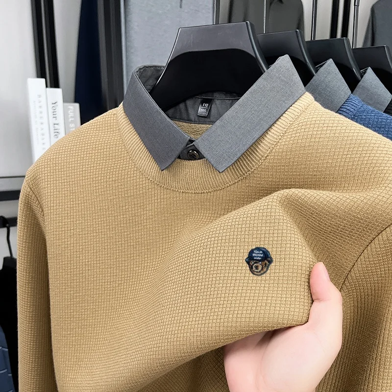 เสื้อสเวตเตอร์ถักลายสองชิ้นแบบใหม่สำหรับผู้ชาย ดีไซน์เนอร์ออกแบบ คอปก แขนยาว อุ่นสบาย ไม่เป็นขุย สไตล์ลำลอง ธุรกิจ สำหรับฤดูใบไม้ร่วงและฤดูหนาว