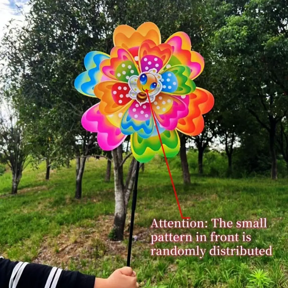 

Мультистильная ветряная мельница с павлином, диаметр 38 см, двухслойная вращающаяся вертушка из ПВХ, большой поворотный стол, стоячий газон, цветок