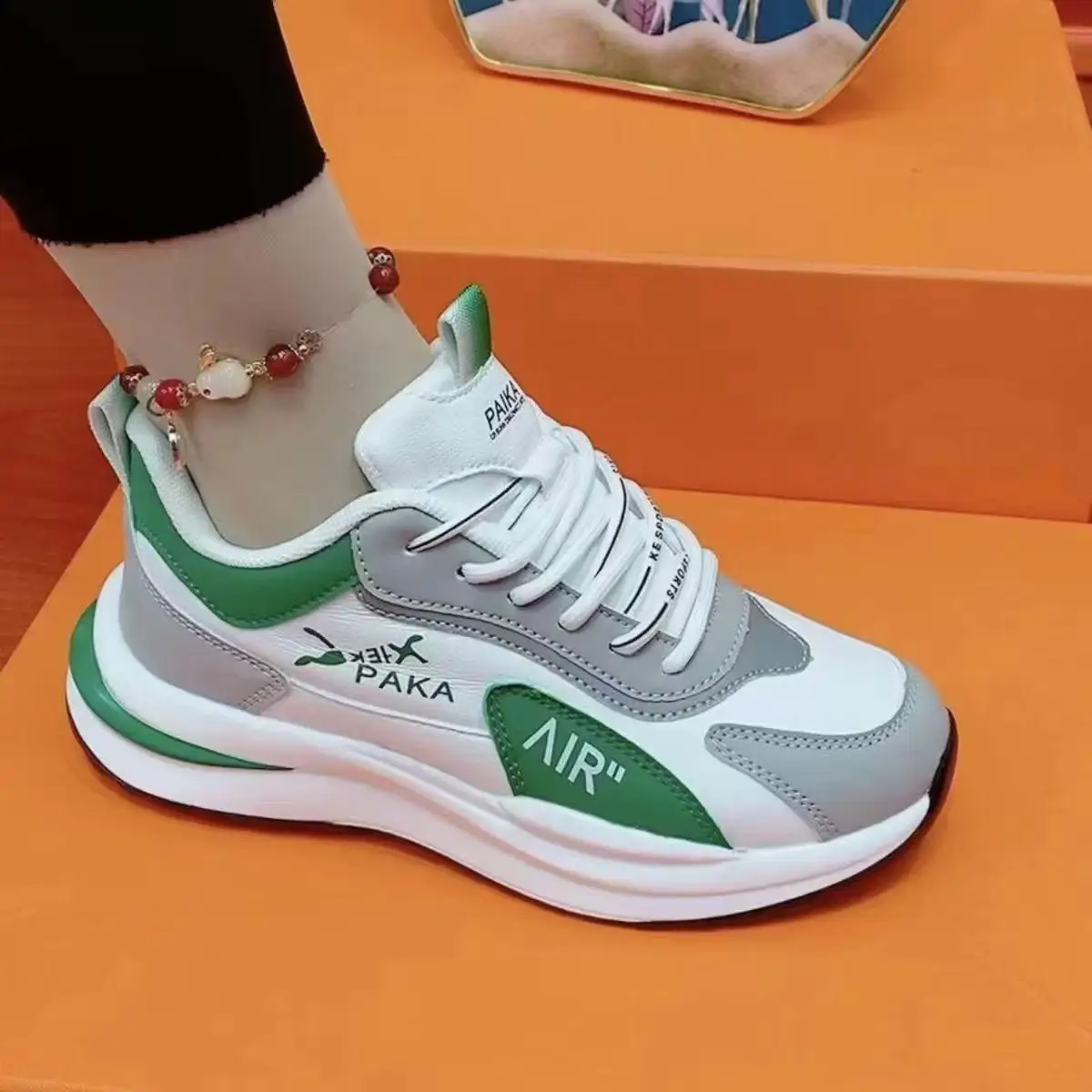 

Men's Casual Breathable Leather Surface Spring Autumn Dad Shoes Soft Bottom Anti-slip Korean Style Fashion Single Shoes