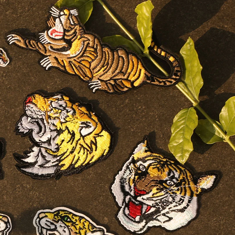 Exquisite Tiger Computer Embroidered Men\'s DIY Badge Iron On Patches Fashion Tiger Head Decorative Clothing Stickers