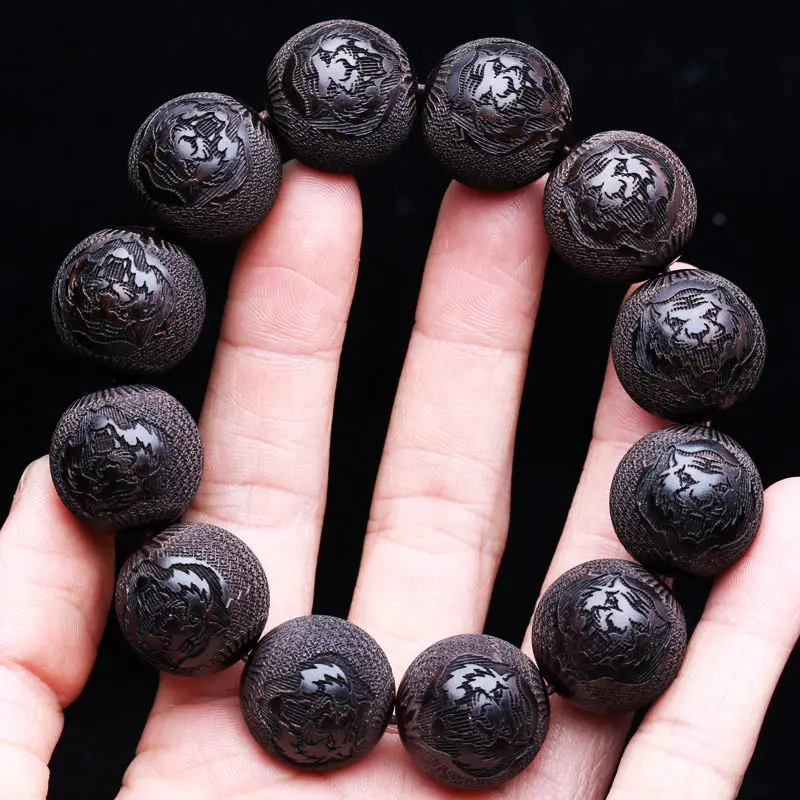 خشب الصندل الطبيعي الأبنوس سوار الرجال 20 مللي متر العدوانية منحوتة النمر رئيس الخرز المستديرة اليد سلسلة مجوهرات خشبية بوتيك الهدايا