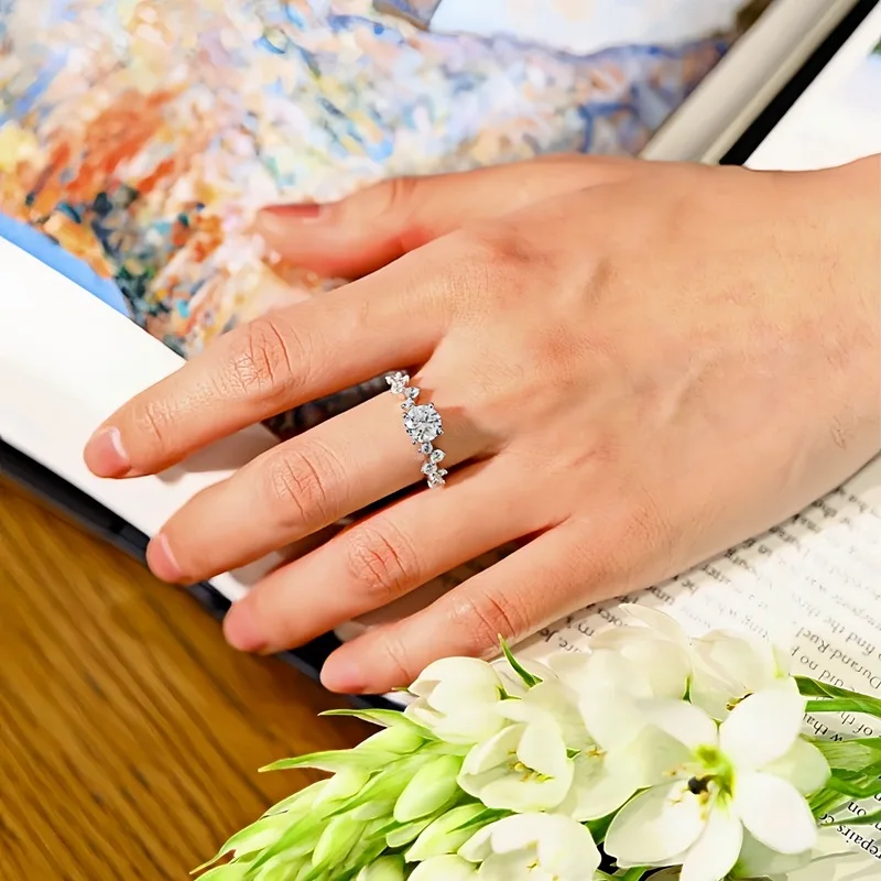 Dazzling Ring Women's 1ct Moissanite PT950 Platinum - Starry light effect, 1ct glow, light social stunner