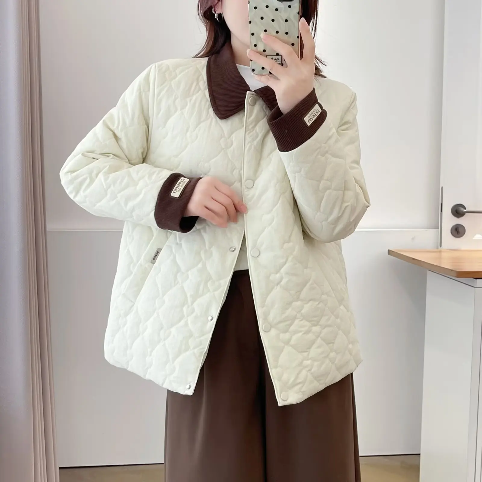 XXXXL Moda Plus Size Abbigliamento donna Parka Inverno Nuovo risvolto Color Blocking Giacca imbottita Applique Cappotti caldi 2595