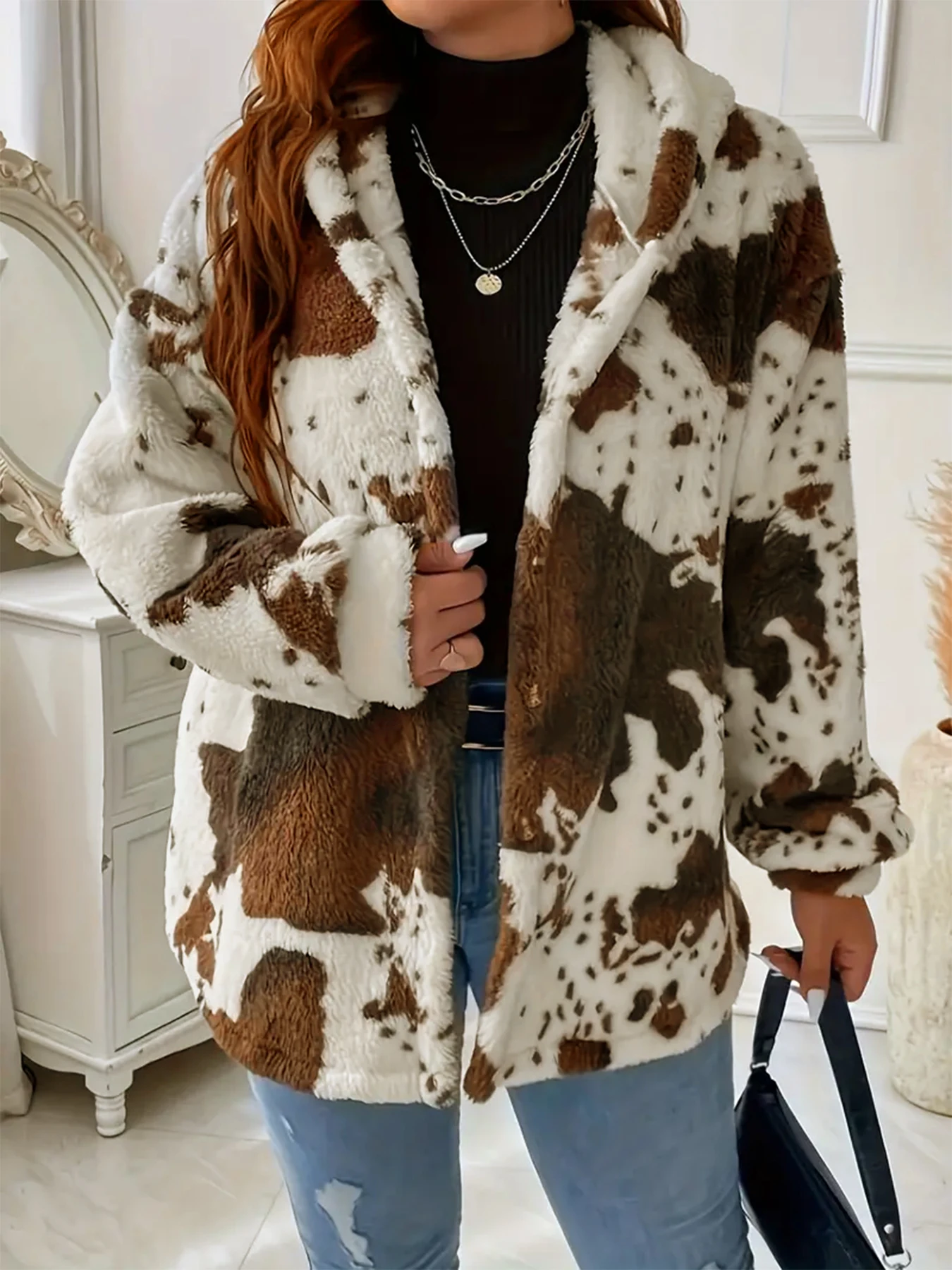 2024 autumn and winter new casual and fashionable plus size plush jacket women s cow print plus size zipper hoodie