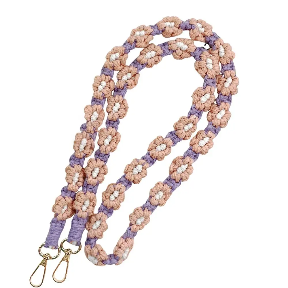 

Брелок ручной работы с цветком ромашки в технике макраме, милый плетеный шарм для телефона, креативный ремешок из хлопкового шнура в богемном стиле для мобильного телефона