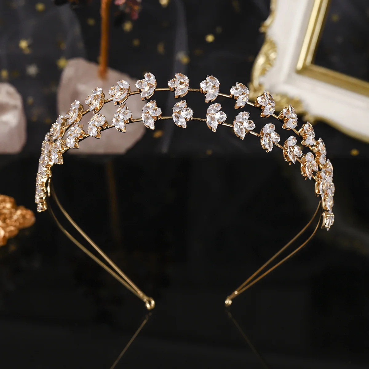 

Двухслойная повязка для волос с цирконом, изысканная повязка на голову со стразами и цирконием для женщин, простые аксессуары для волос невесты, тиара, головной убор