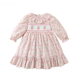 2024 Kinder Vintage handgemachte Stickerei Boutique gesmoktes Kleid Prinzessin Blumenkleidung für Mädchen Kinder passende Herbst Outfit