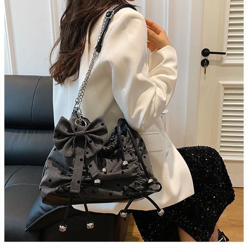 

New Shoulder Pleated Chain Temperament Bow Bag Messenger Black Bag Portable Underarm Bag Polka Dot Decorative Box Logo Handbags