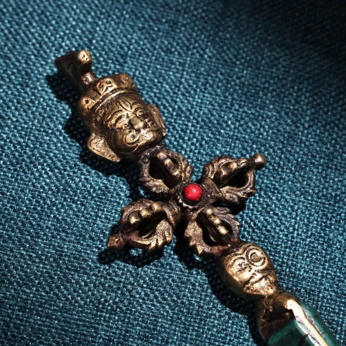 Antique Xizang Tantra Dharma Artifact Pure Copper Inlaid with Five Strands of Vajra Pestle, Demonic Pestle, Skull Vajra Axe