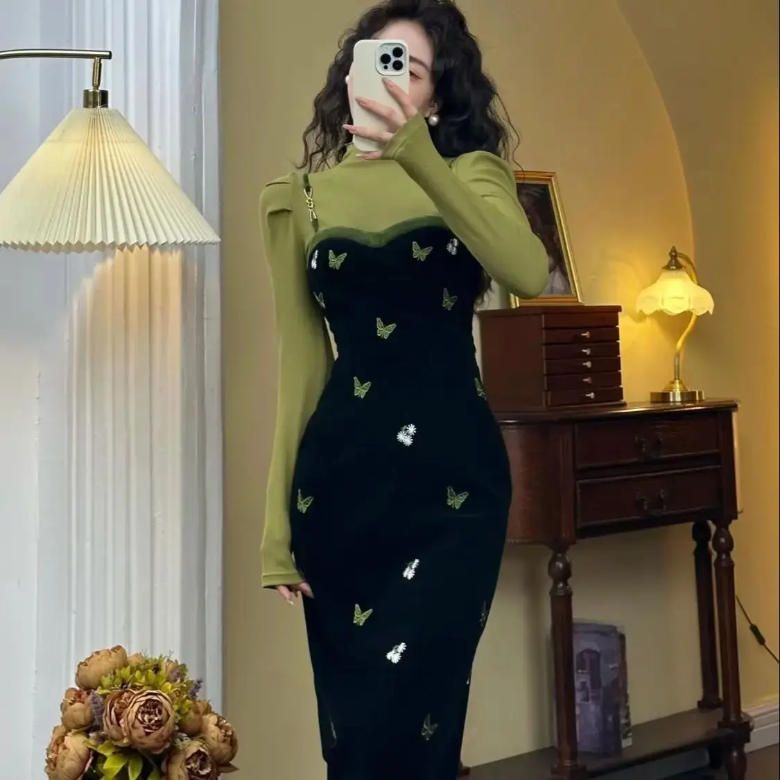 Two-Piece Velvet Hip-Wrapped Dress+Knitted Bottoming Top Women 2024 Autumn Winter New High-Quality Temperament Long-Sleeved Suit