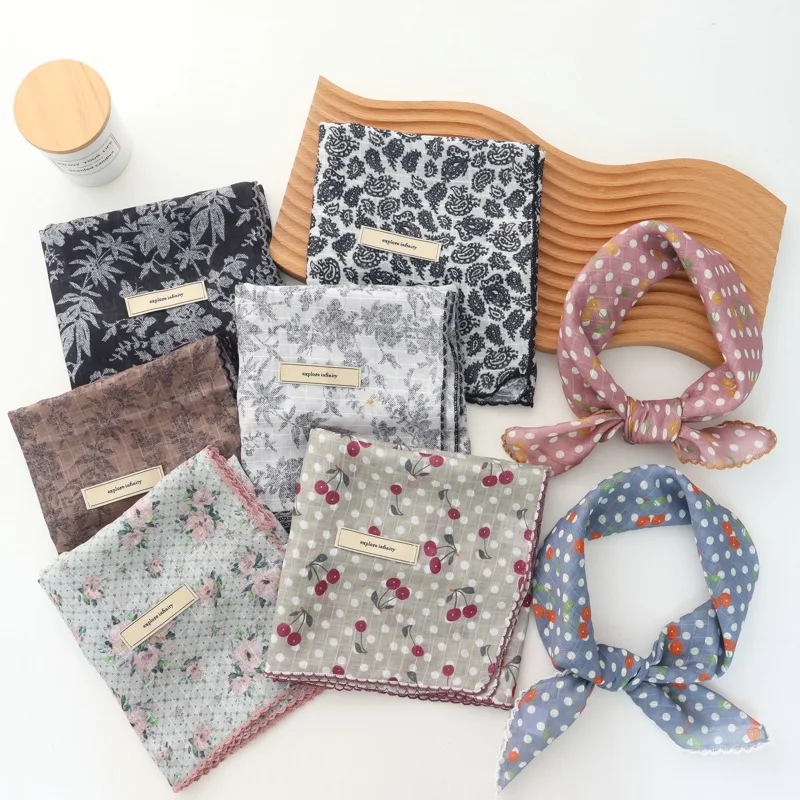 

Retro Small Cherry Polka Dot Square Scarf for Women 2025 New Versatile Fashion High-Grade Tie Neck Small Scarf Headband