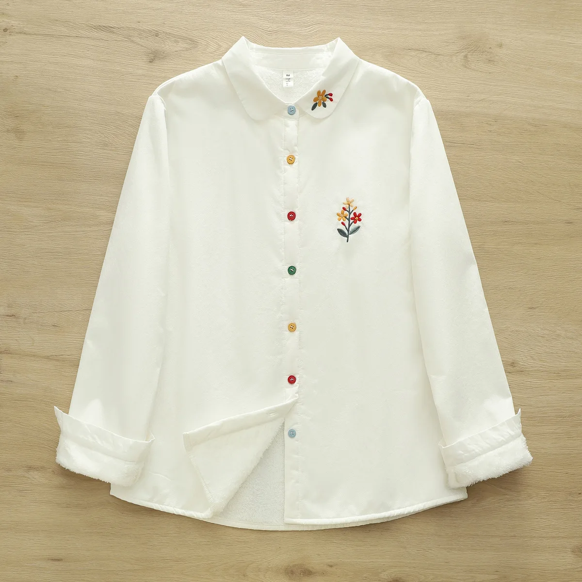 

[Ready Stock] High Quality Women 100% Cotton Blouse Shirt Autumn Literary Small Fresh Flower Embroidery Thermal Tops Shirts