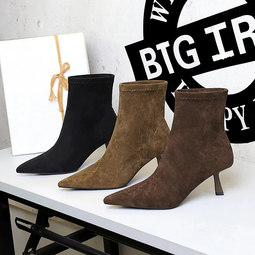 

Fashion Classic Retro Style Pointed Single Boots Thin Medium Heel Versatile Short Boots Women