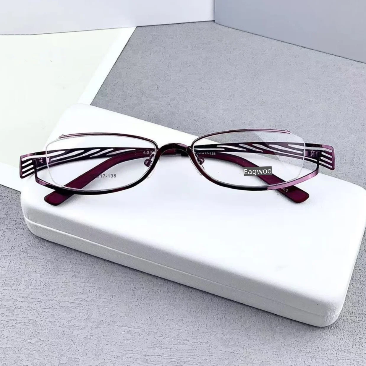 Designed Elegant Alloy Women Eyeglasses Full Rim Optical Frame Blue Color 52mm Wide
