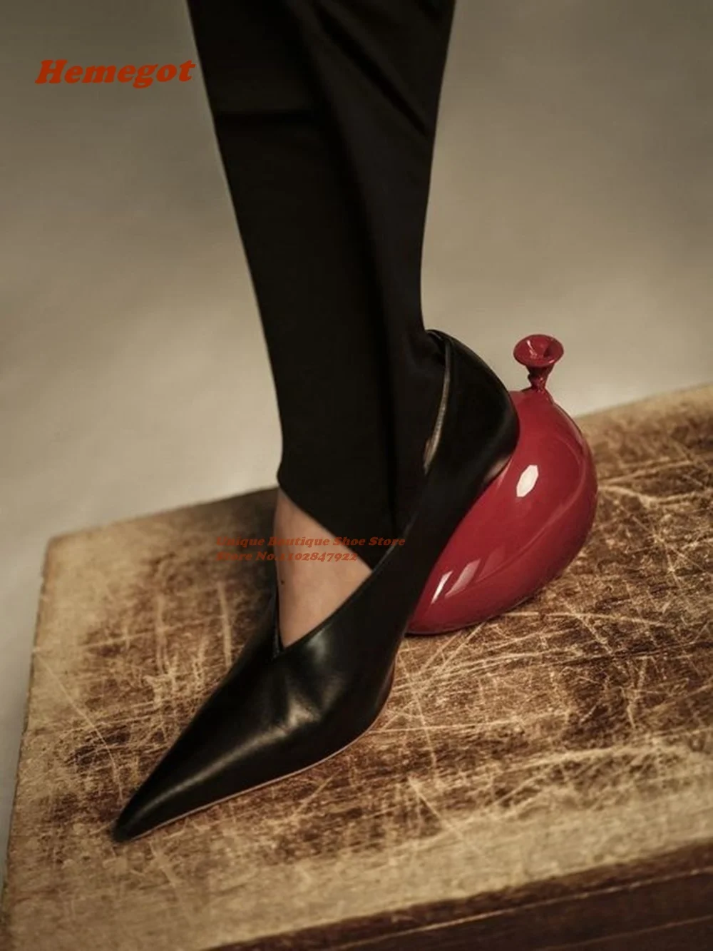 Balloon-heel Pointy Toe Pumps Shallow Solid Black Leather Summer Strange Style Women's Pumps 2023 New Arrival Elegant Runway