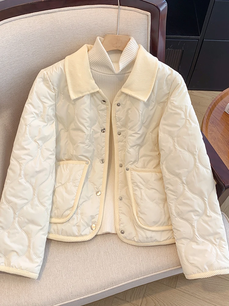 سترة قطنية خفيفة الوزن مبطنة قصيرة الطول بياقة مقلوبة للنساء معطف خريفي وشتوي بنقشة الدب ملابس خارجية قصيرة