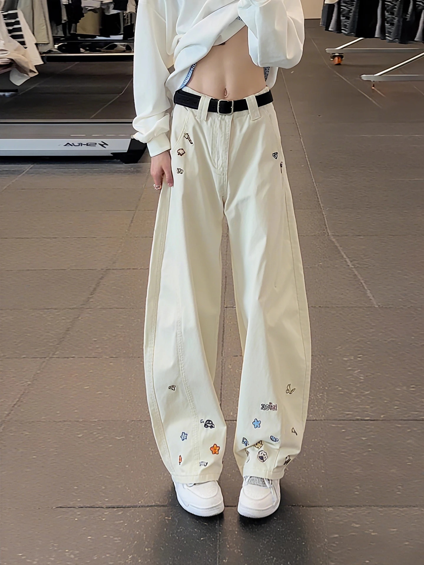 

Мужские джинсы American Sle с мультяшной вышивкой, широкие, свободного кроя, осенние, с высокой талией, прямые, слегка расклешенные, для пар