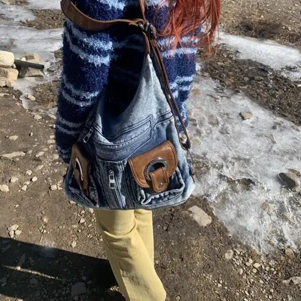 Bloom Punk Denim Y2k Bag Women 2023 High Street Pockets Chic Vintage Backpack Ladies Haruku Casual Messenger Bags Versatile