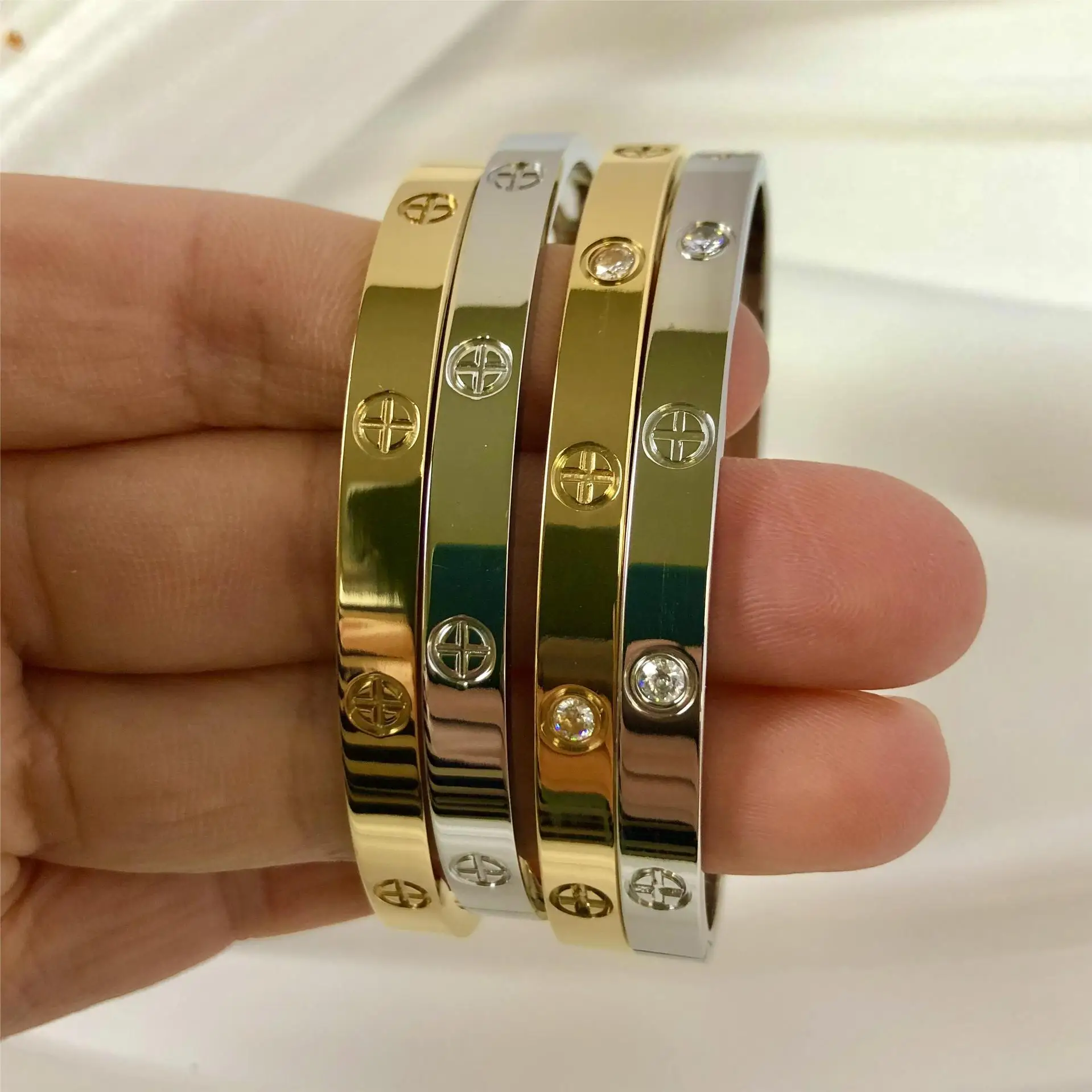 2024 Hot style Design Gold Color Zircon And Cross Nut Nail Bracelet Gold & Bangle For Woman Stainless Steel Screw Brand Jewelry