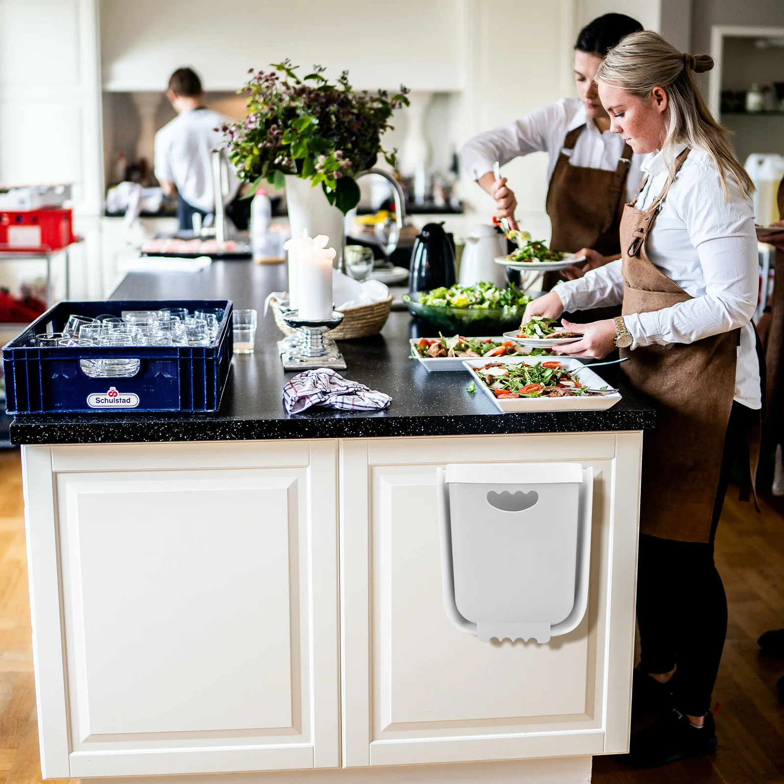 

1Pcs Wall-Mounted Folding Trash Can Large Capacity Plastic Kitchen Bathroom Waste Container Space-Saving Folding Garbage