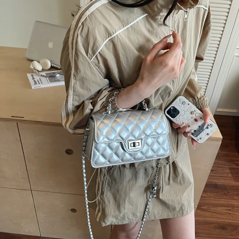 

Popular Classic Elegant Crossbody Bag - Ladies Leather Shoulder Bag By Famous Designer Stylish